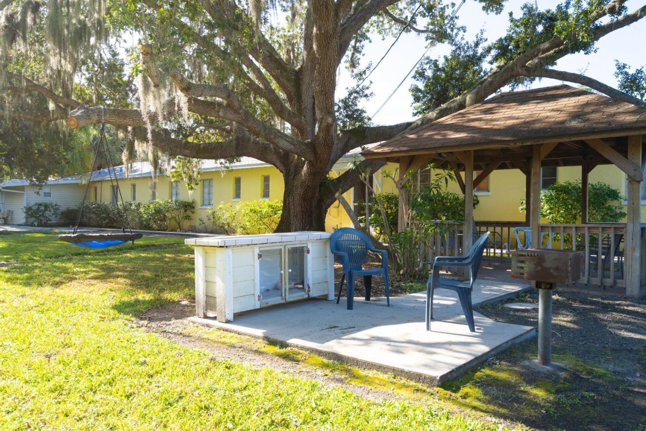 Mar Bay Exclusive Suites Safety Harbor Exterior photo